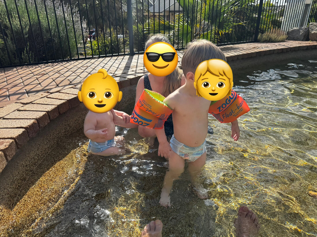 Thunderbird Motel主图