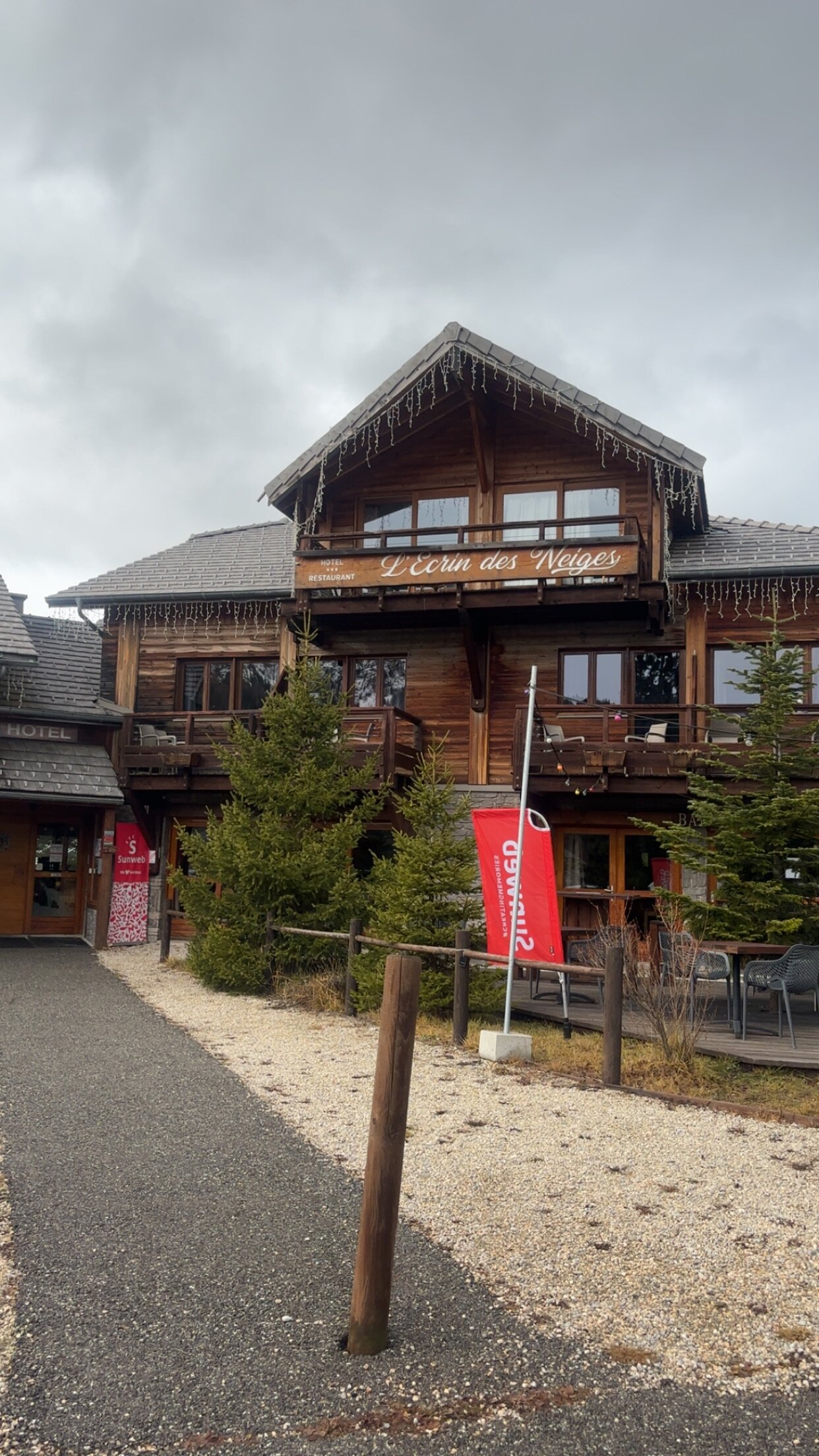 L’Ecrin des Neiges-官方