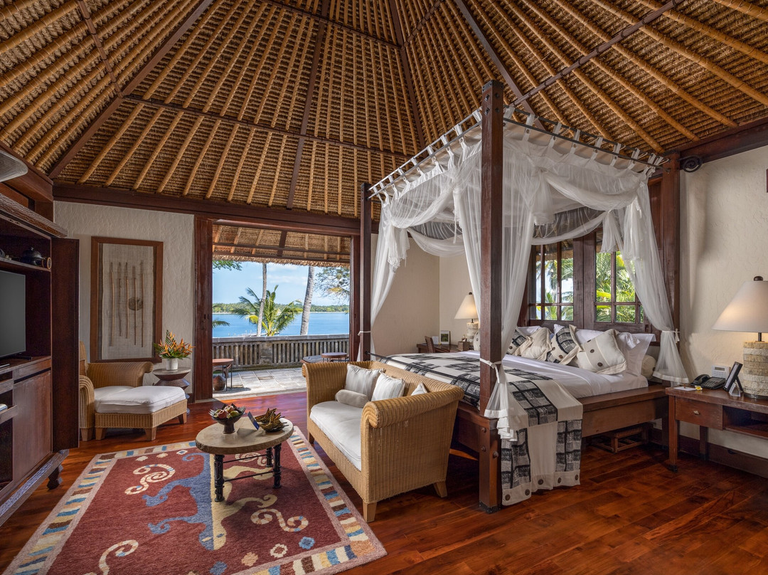 欧贝罗伊酒店主图