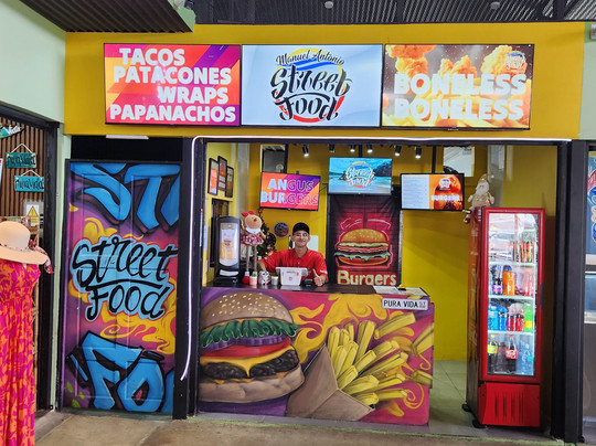 Mercadito Gastronómico Manuel Antonio-哥斯达黎加安东尼奥国家公园必去景点