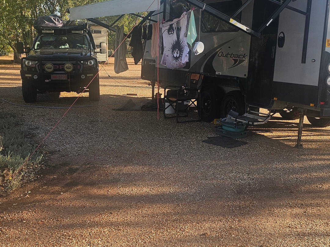 Lightning Ridge Outback Resort & Caravan Park主图