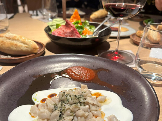 塞利希尔顿酒店主图