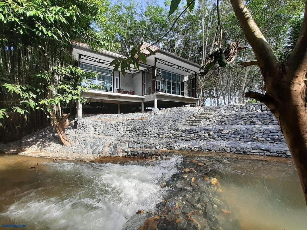 Namhra-Thara Homestay