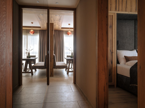 闪德福酒店主图