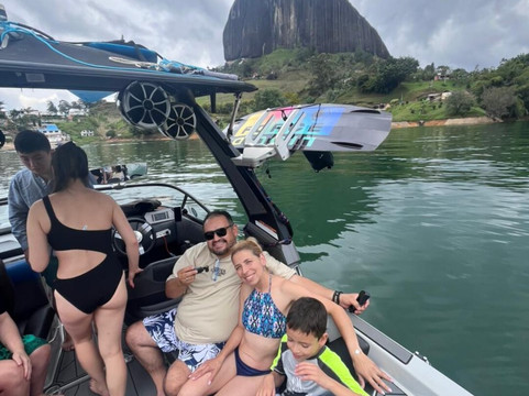 Van Por Colombia-麦德林必去景点