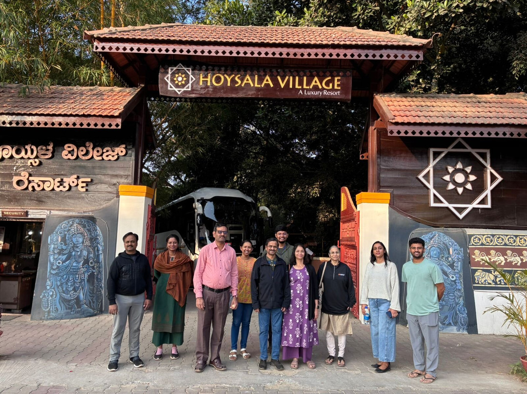 海伊萨拉村度假酒店主图