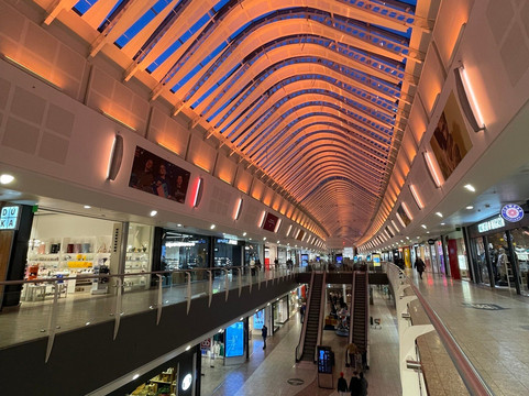 Smáralind-科帕伏古必去景点