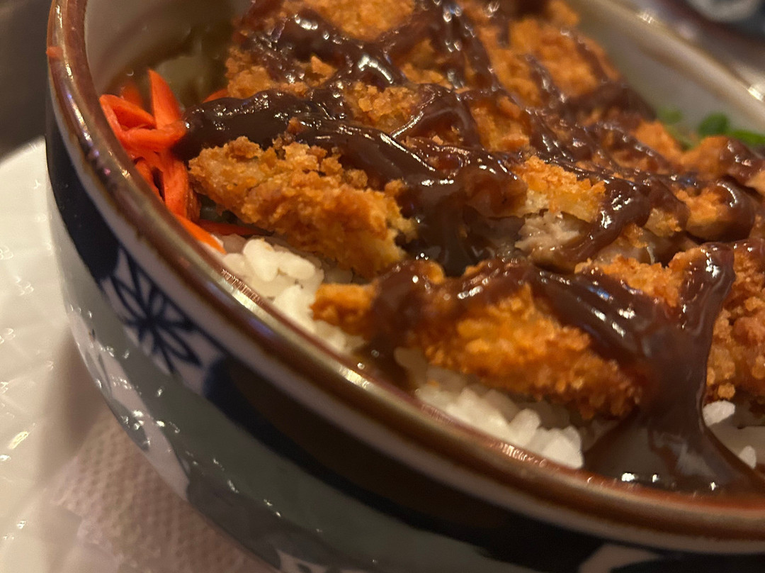 Donburi Cozinha Nikkei - Águas Claras