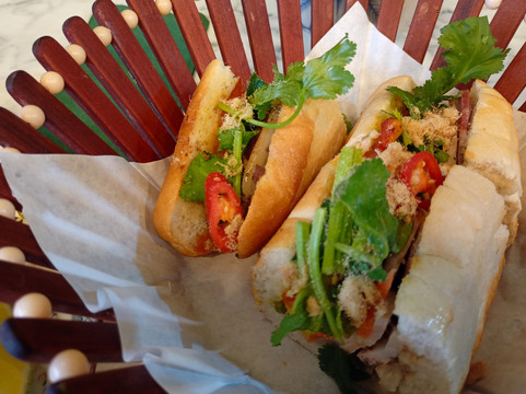 Wow Banh Mi