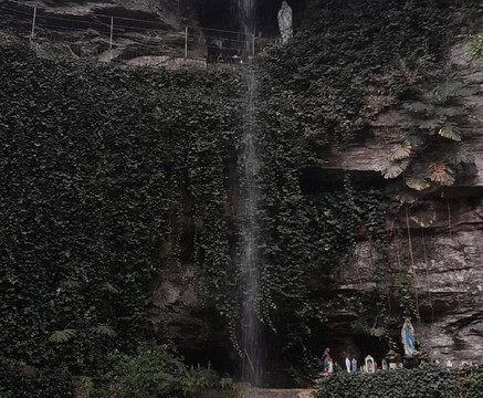 Gruta Nossa Senhora de Lourdes-Urubici必去景点