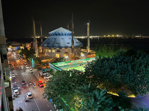 马尔代夫夏日海滩酒店主图