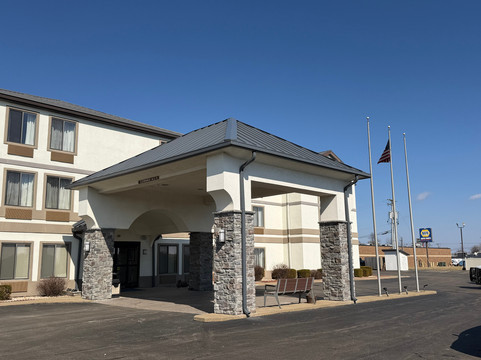 圣克莱斯维尔贝斯特韦斯特套房酒店主图