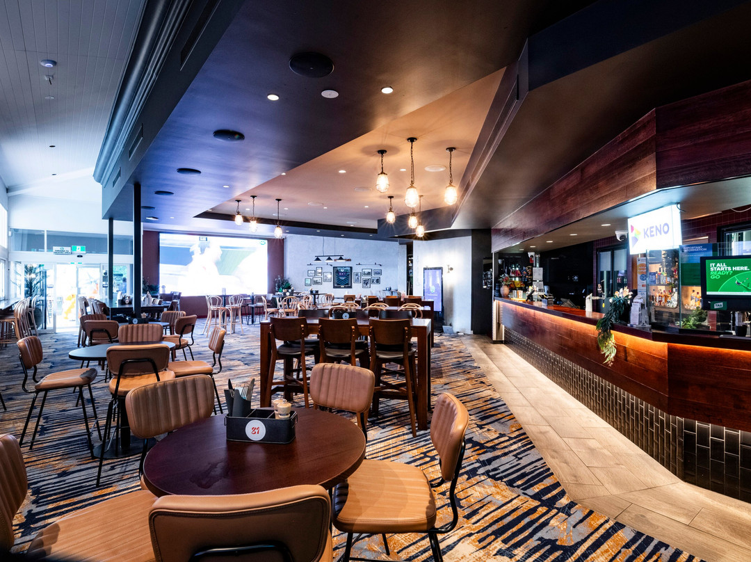 Springfield餐馆和美食-Springfield Tavern