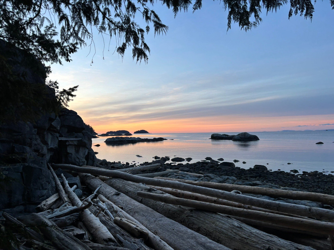 Pointhouse Suites on Sargeant Bay主图