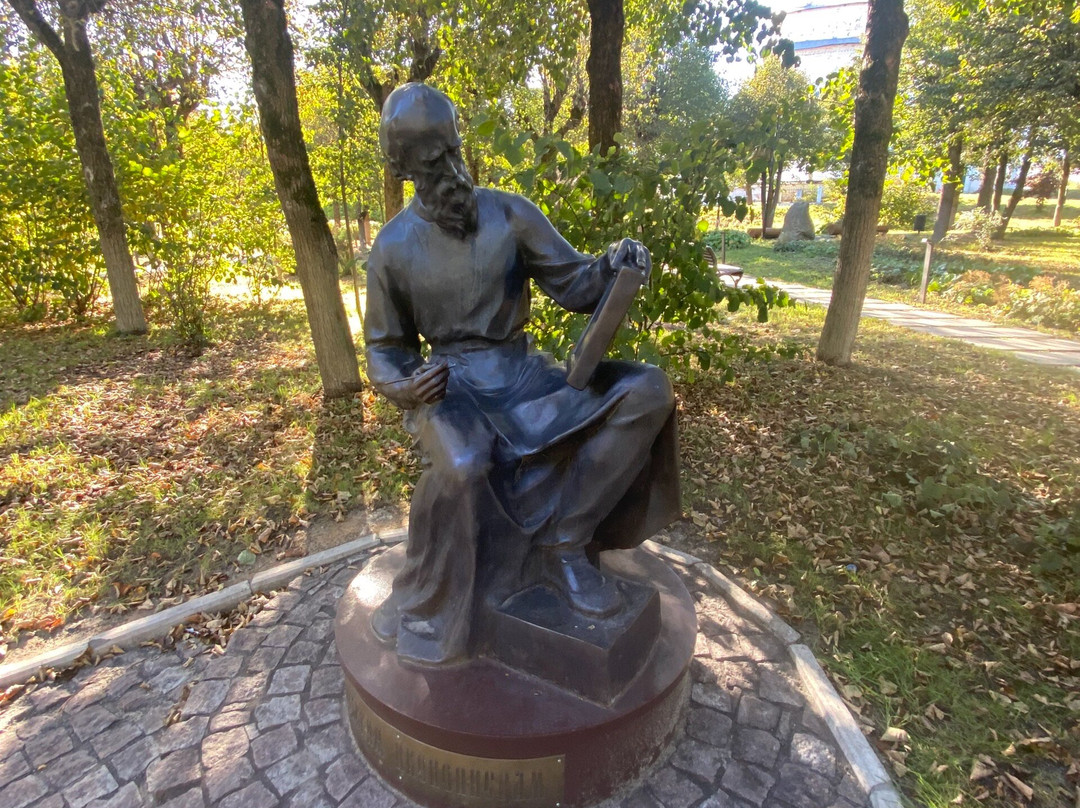 Monument to the Palekh Icon Painters-Palekh必去景点