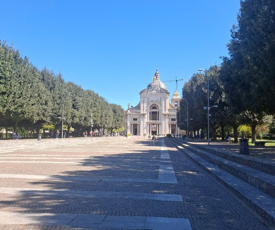 Basilica di Santa Maria degli Angeli-Santa Maria degli Angeli必去景点