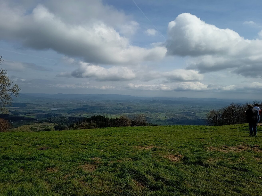 Bibracte-Saint-Leger-sous-Beuvray必去景点