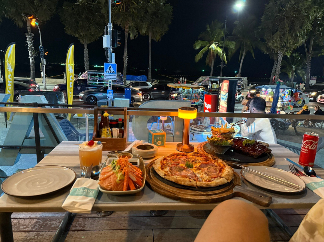 Playa Bistro & Lounge
