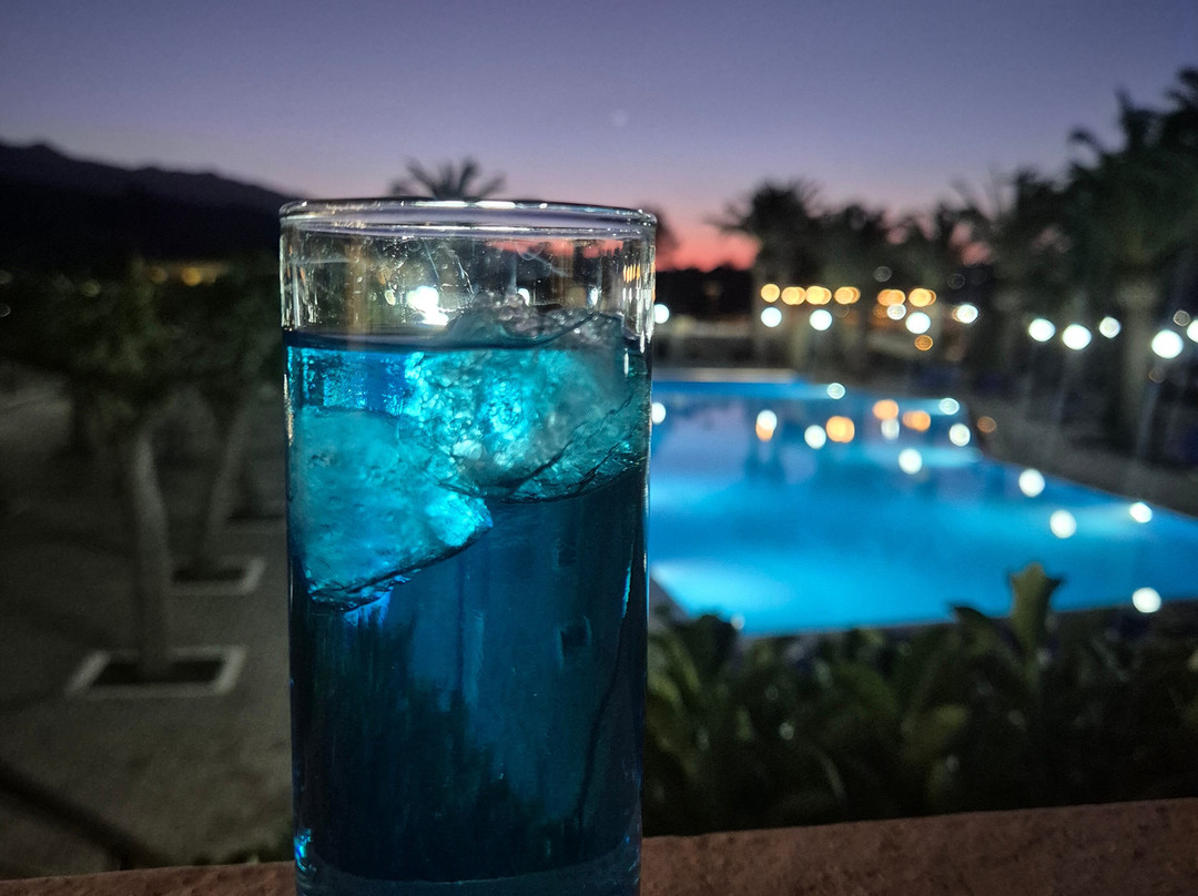 马雷蒙特海滩酒店主图