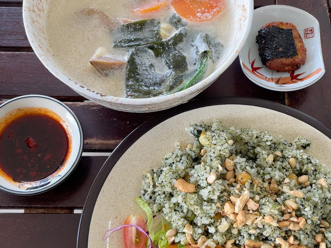 Chay Station - Vegetarian Bistro & Cafe