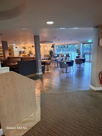 Holiday Inn 曼彻斯特 - 西-旅行者