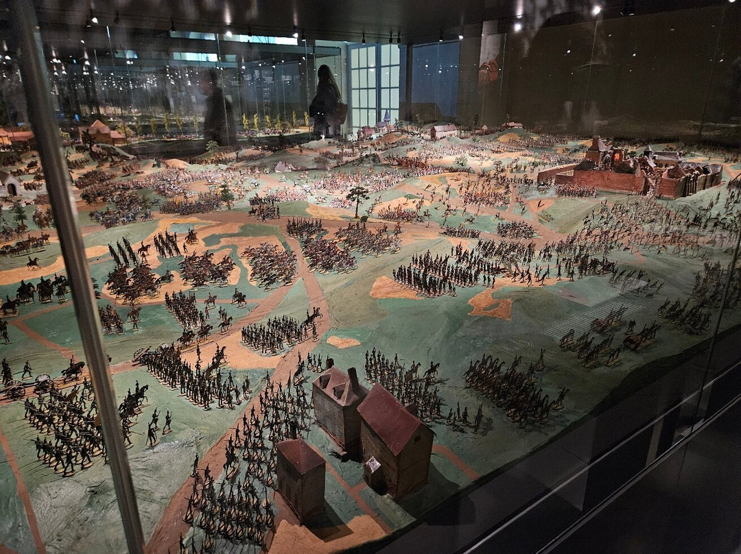 Le Musée de la Figurine Historique-贡比涅必去景点