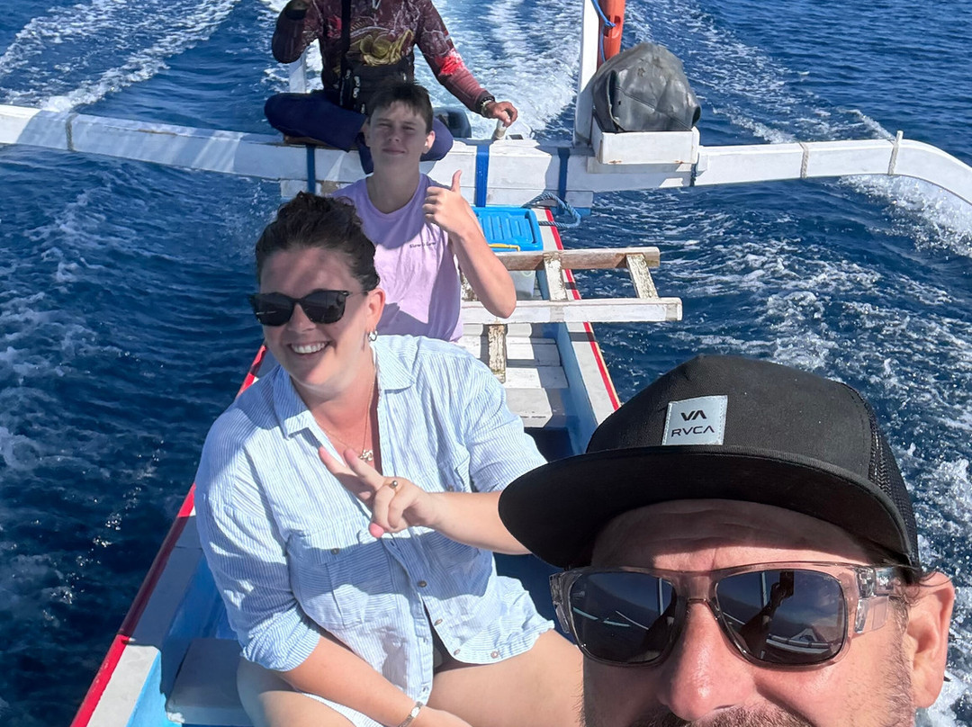 dolphin Lovina tours-罗威那海滩必去景点