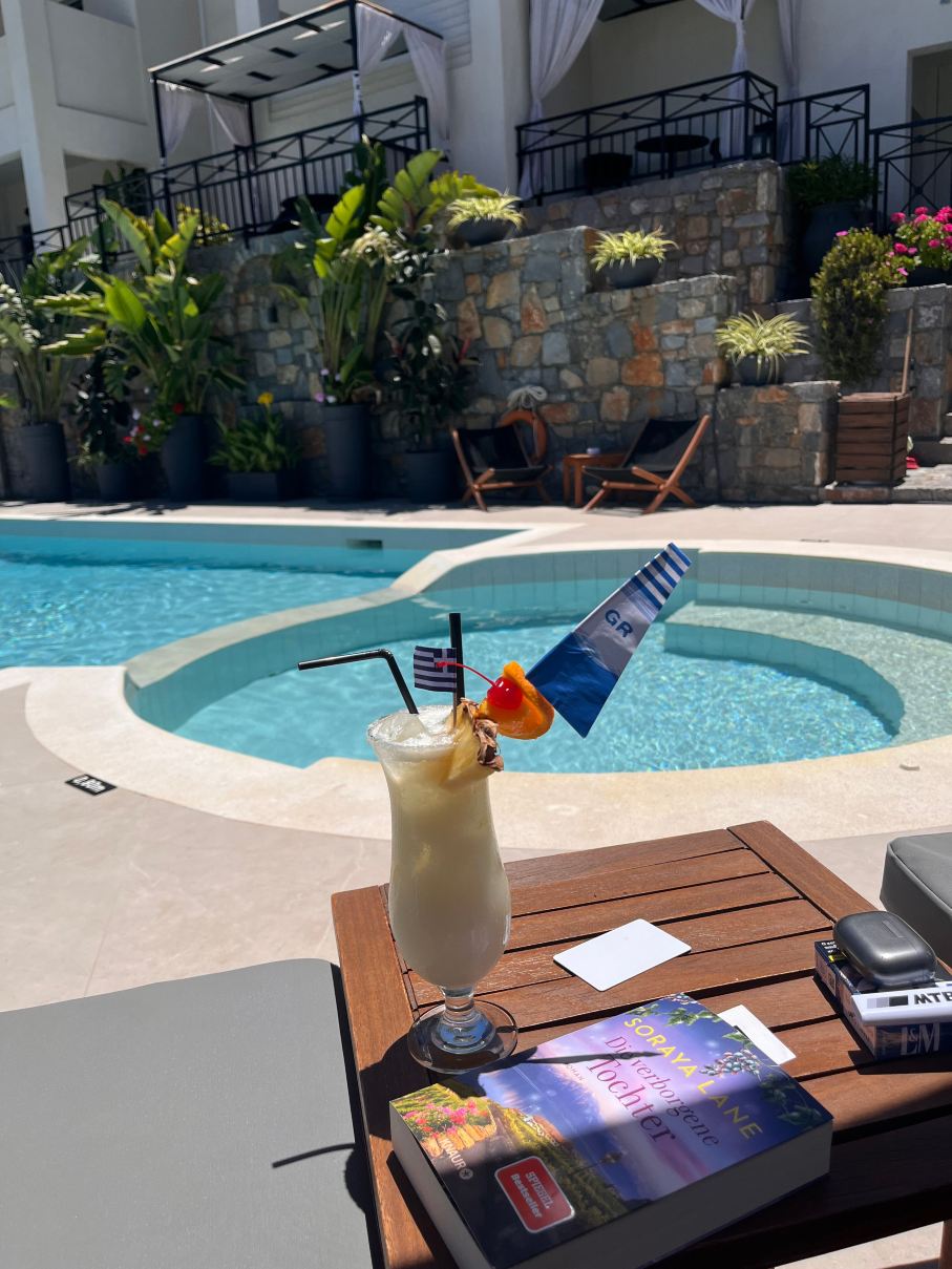 Minois Boutique Hotel - Adults Only-泳池