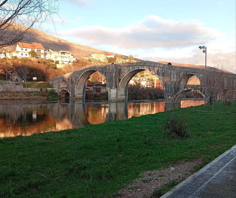 Arslanagica Bridge-特雷比涅必去景点