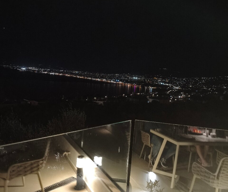 梅西尼安艾康酒店主图