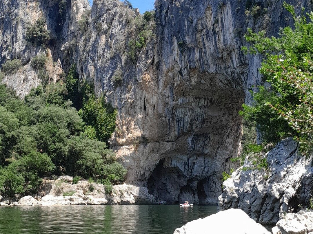 Canoe Ardeche Bateaux-瓦隆蓬达尔克必去景点
