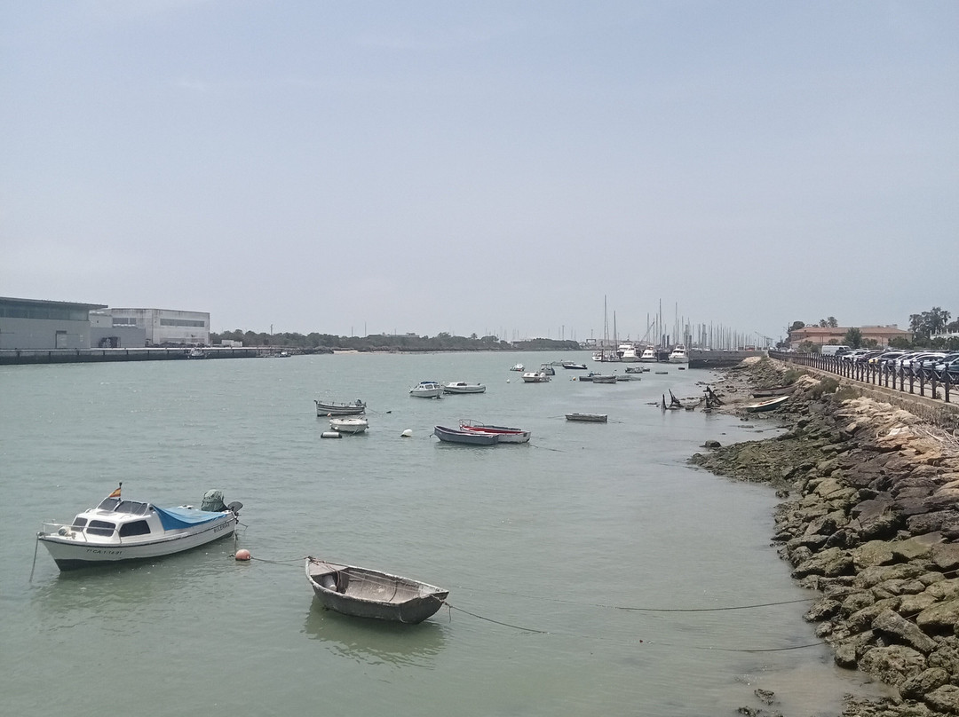 Catamaran Bahia Cadiz-圣玛丽亚港必去景点