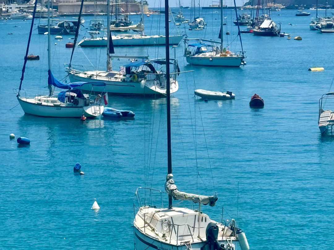 Aqualuna Malta-格齐拉必去景点