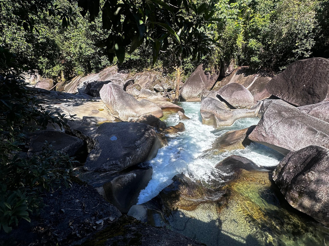 Boulders Gorge Lookout-Babinda必去景点