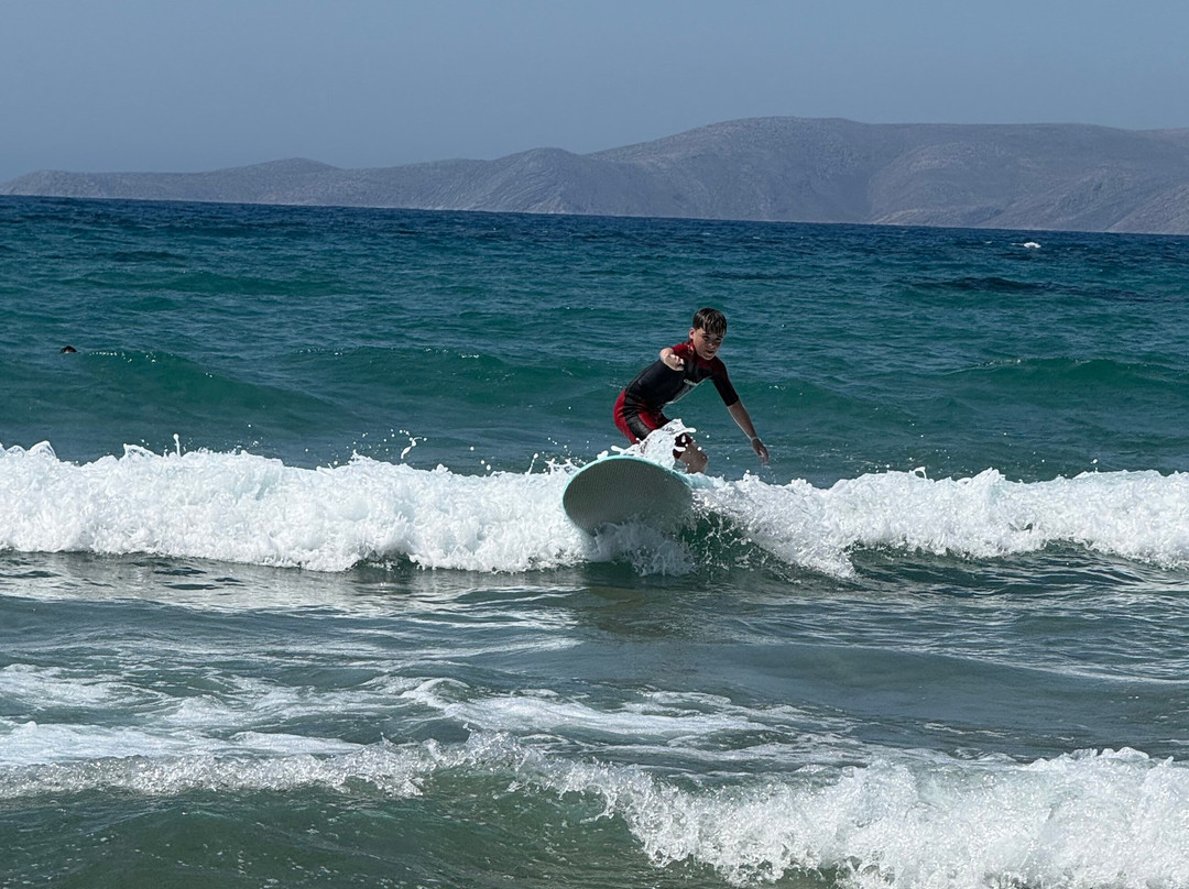 Surf in Crete-Kokkini Hani必去景点