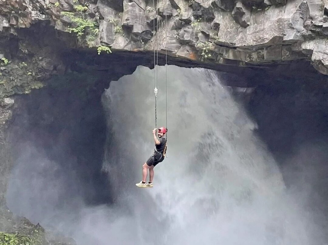 Salto los mellizos Palguin Adventure Park-Palguin必去景点