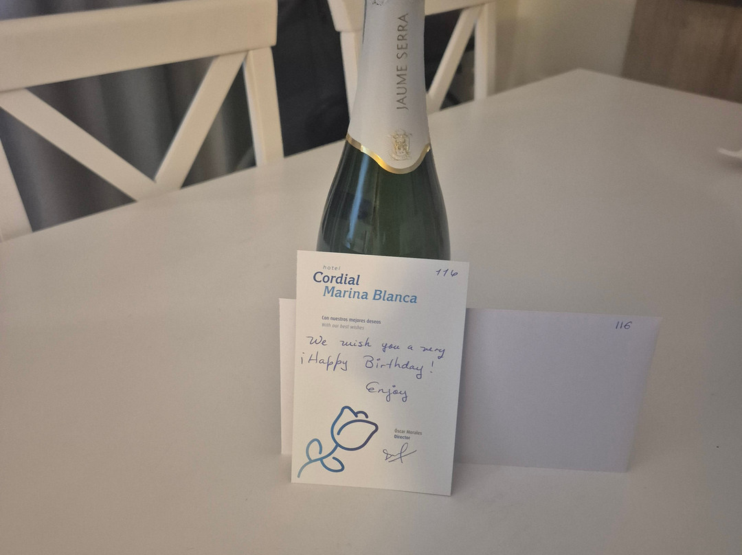 布兰卡码头科蒂亚酒店主图