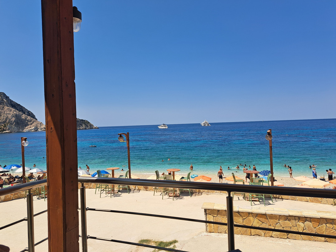 Petani Beach-Lixouri必去景点