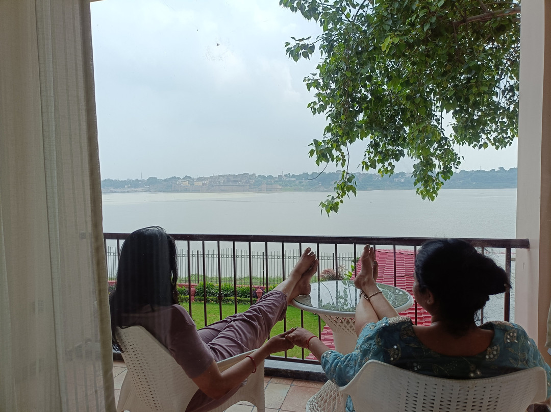 Hotel Aviral Ganga