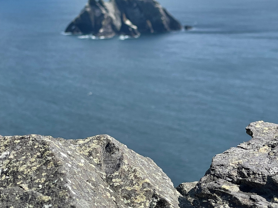 Skellig Michael Landing Tours on Force Awakens-Ballinskelligs必去景点