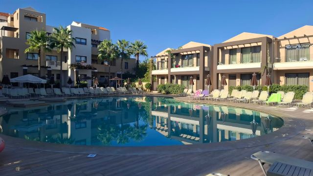 Althea Village - Family Hotel-旅行者