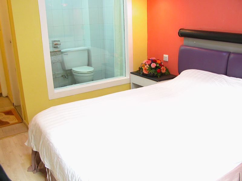 西安美宝宾馆文艺路店主图