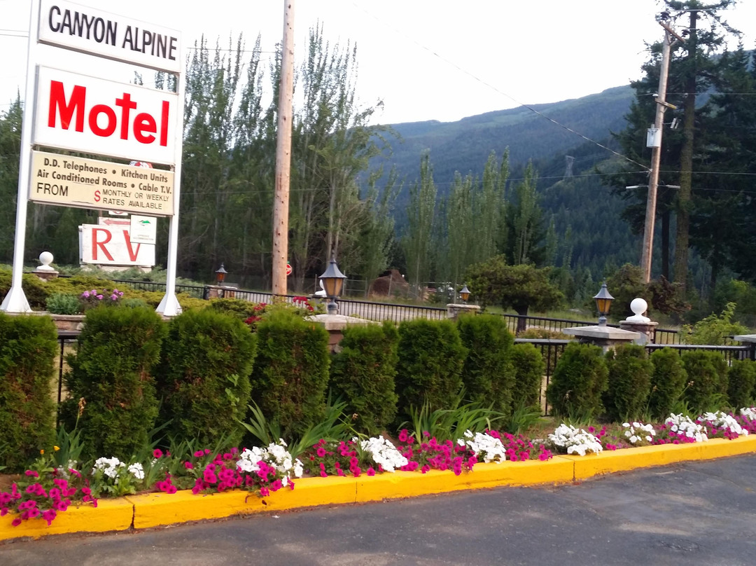 Spuzzum酒店住宿-Canyon Alpine Motel