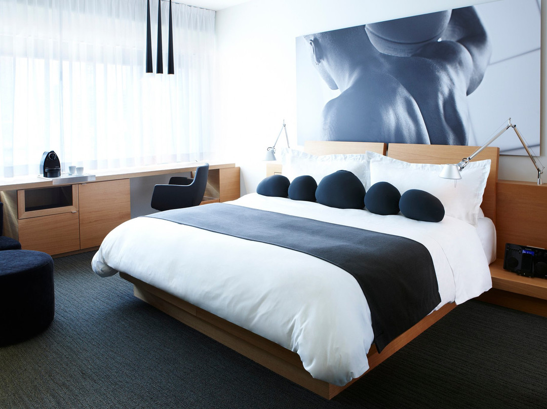 枫叶广场乐日耳曼集团酒店主图