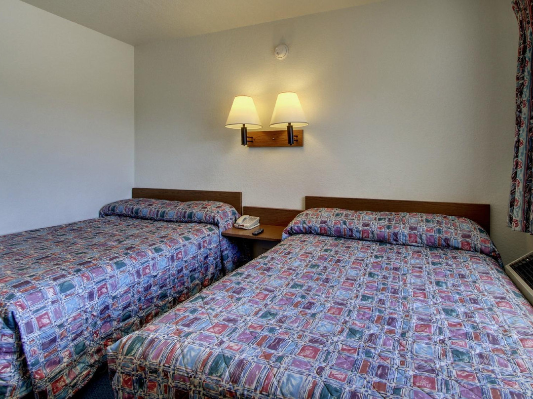 Rodeway Inn Fort Smith I-40