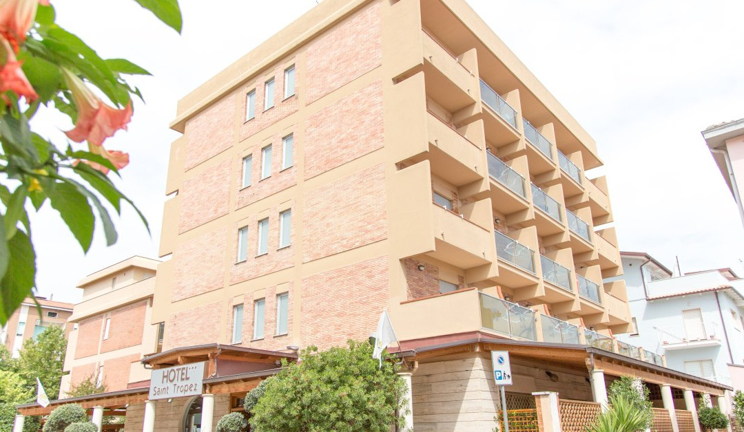 Pineto酒店住宿-Hotel Saint Tropez