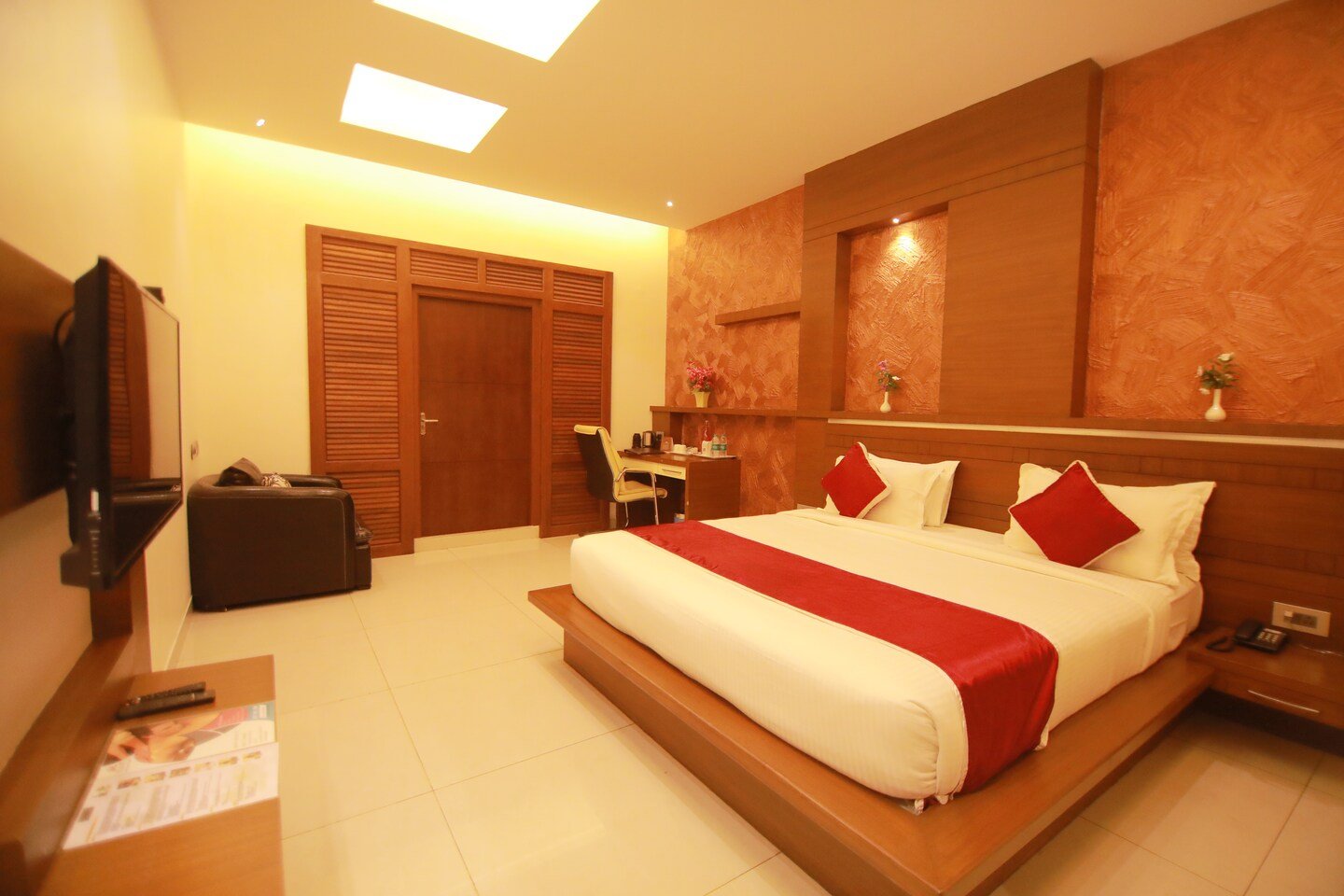 Pioneer Grand Palace-官方