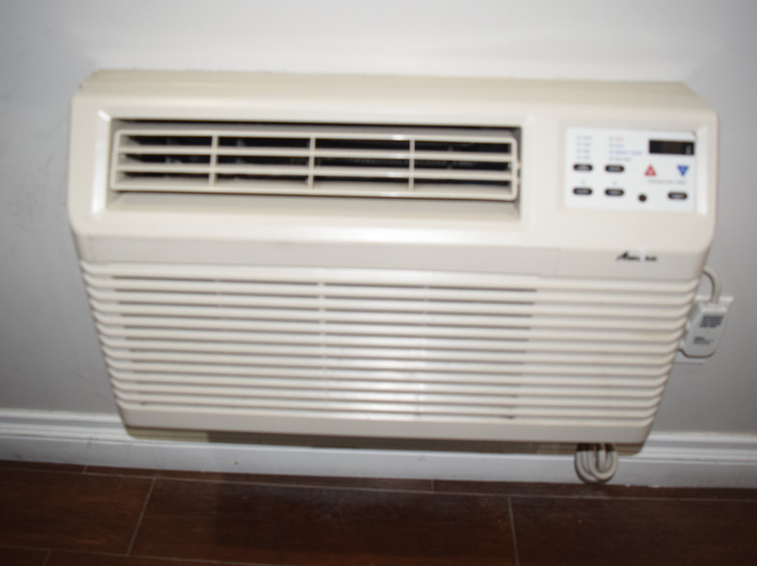 Deluxe Inn Hawthorne