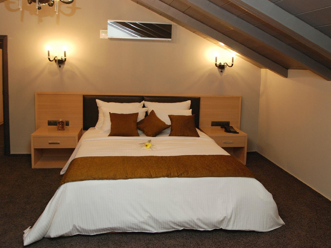 Aion Luxury Hotel