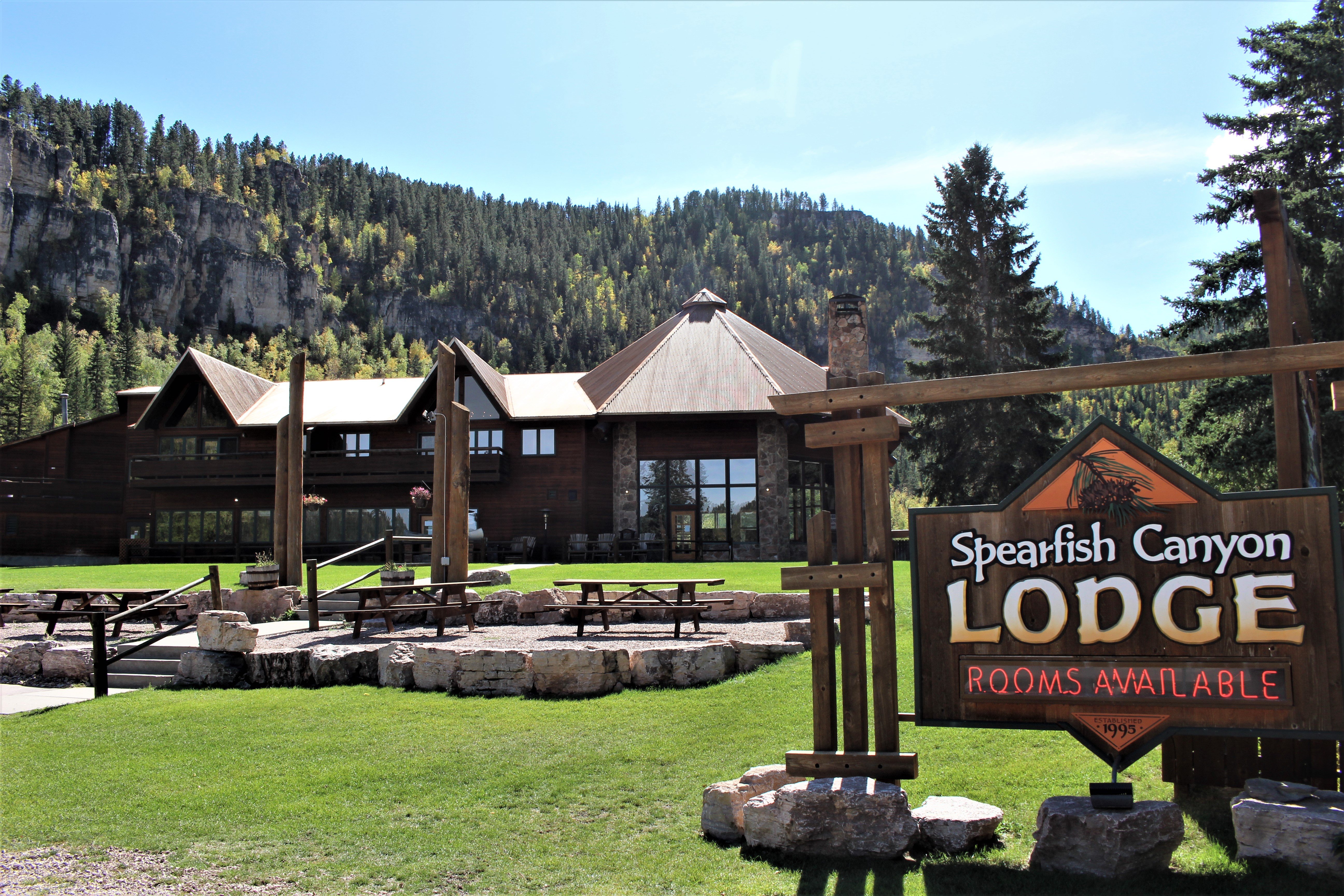 Spearfish Canyon Lodge-官方